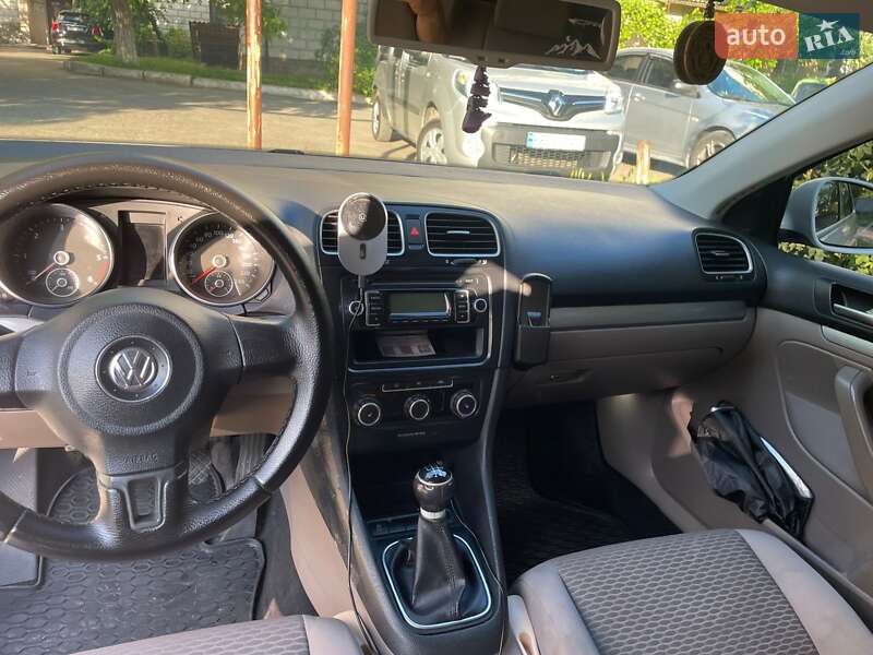 Універсал Volkswagen Golf 2010 в Ізмаїлі
