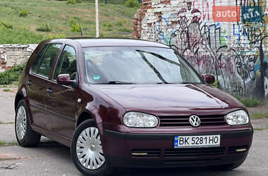 Хетчбек Volkswagen Golf 2001 в Полтаві