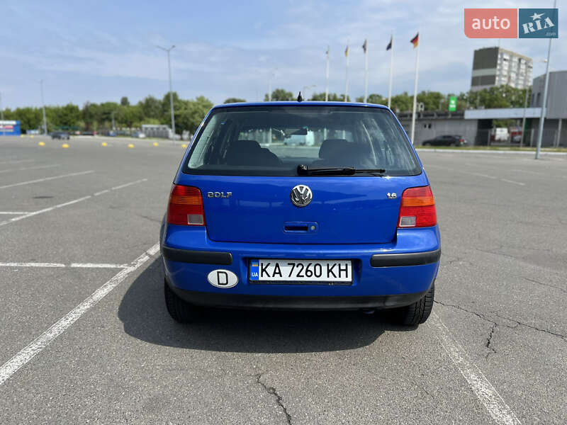 Хетчбек Volkswagen Golf 1998 в Києві