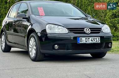 Хетчбек Volkswagen Golf 2008 в 