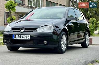 Хетчбек Volkswagen Golf 2008 в 