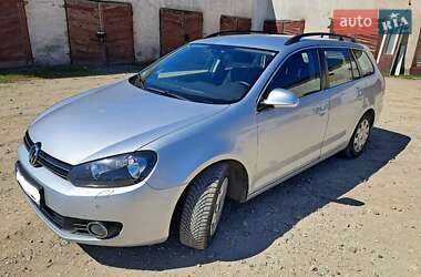 Універсал Volkswagen Golf 2010 в Зборові