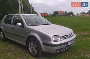 Хэтчбек Volkswagen Golf 2002 в Борисполе