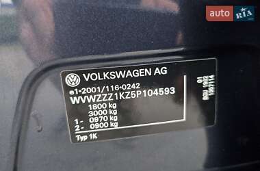 Хэтчбек Volkswagen Golf 2006 в 