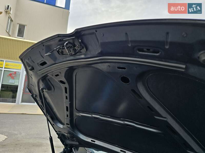Хетчбек Volkswagen Golf 2006 в Полтаві