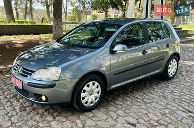 Хэтчбек Volkswagen Golf 2005 в Тульчине