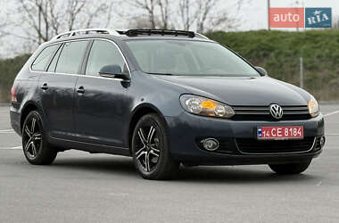 Універсал Volkswagen Golf 2010 в 