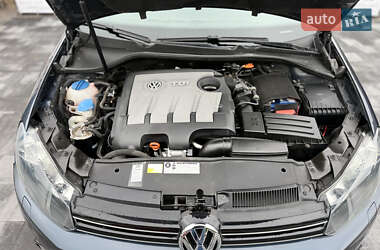 Універсал Volkswagen Golf 2010 в 