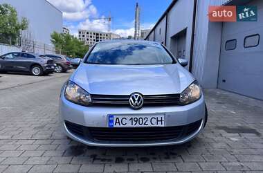 Хетчбек Volkswagen Golf 2010 в 