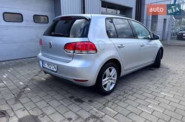 Хетчбек Volkswagen Golf 2010 в 