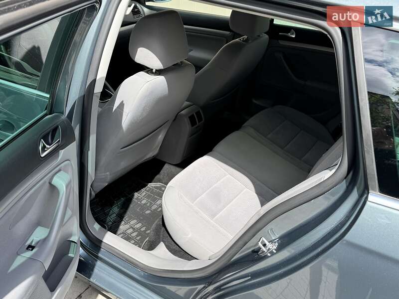 Универсал Volkswagen Golf 2008 в Тернополе