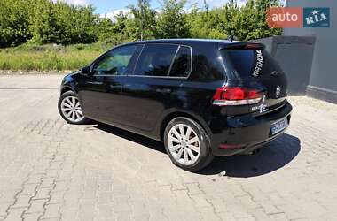 Хэтчбек Volkswagen Golf 2013 в 