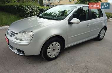 Хетчбек Volkswagen Golf 2007 в 