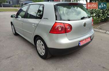 Хетчбек Volkswagen Golf 2007 в 