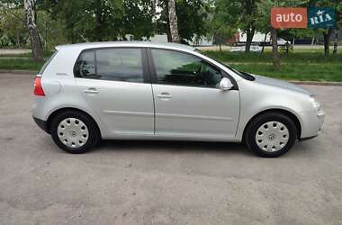 Хетчбек Volkswagen Golf 2007 в 