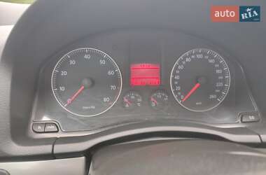 Хетчбек Volkswagen Golf 2007 в 