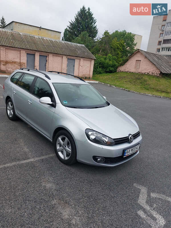 Універсал Volkswagen Golf 2013 в Білій Церкві