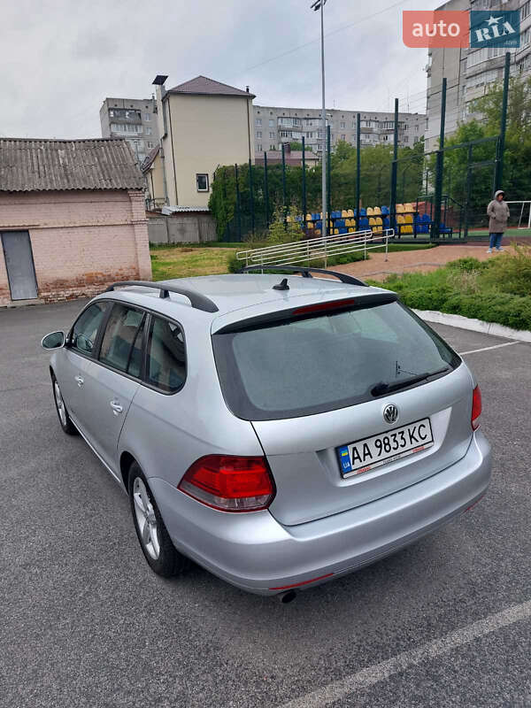 Універсал Volkswagen Golf 2013 в Білій Церкві