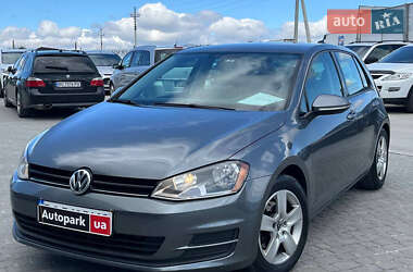 Хэтчбек Volkswagen Golf 2014 в Львове