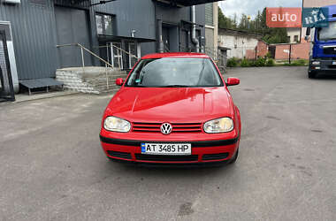 Хетчбек Volkswagen Golf 1998 в 