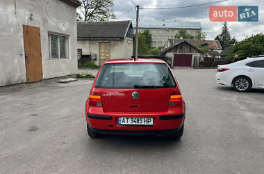 Хетчбек Volkswagen Golf 1998 в 