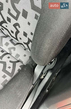 Хетчбек Volkswagen Golf 1998 в 