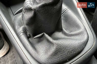 Хетчбек Volkswagen Golf 1998 в 