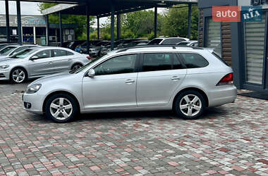 Универсал Volkswagen Golf 2010 в 