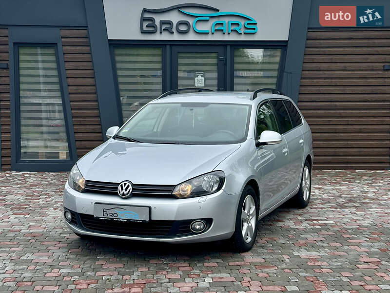 Универсал Volkswagen Golf 2010 в 