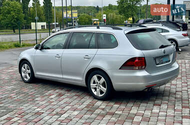 Универсал Volkswagen Golf 2010 в 