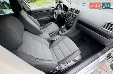 Универсал Volkswagen Golf 2010 в 