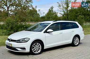 Універсал Volkswagen Golf 2018 в 
