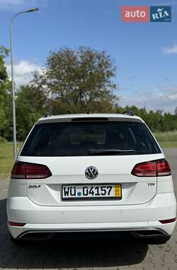 Універсал Volkswagen Golf 2018 в 