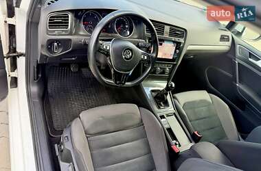 Універсал Volkswagen Golf 2018 в 