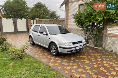 Хетчбек Volkswagen Golf 1997 в Бобровиці