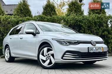 Volkswagen Golf 2021