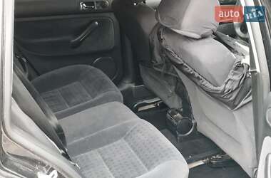 Универсал Volkswagen Golf 2000 в 