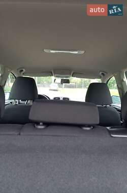 Хэтчбек Volkswagen Golf 2009 в 