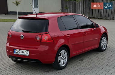 Хетчбек Volkswagen Golf 2007 в 