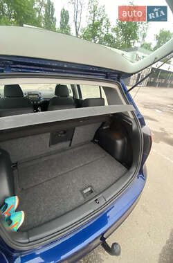 Універсал Volkswagen Golf 2009 в 