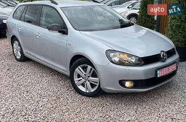 Універсал Volkswagen Golf 2012 в Дрогобичі