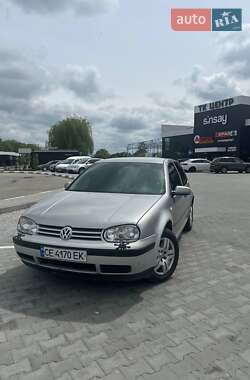 Хэтчбек Volkswagen Golf 2002 в Снятине