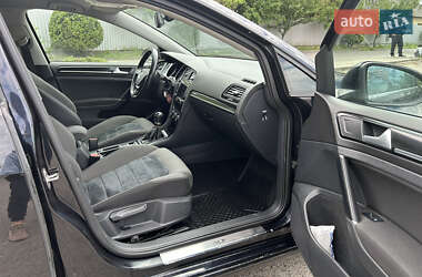 Универсал Volkswagen Golf 2014 в 