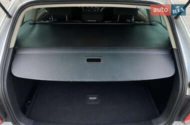 Універсал Volkswagen Golf 2010 в 