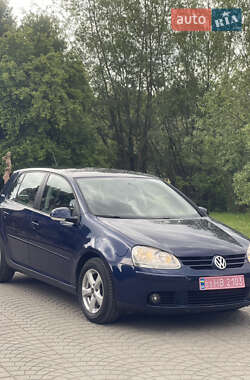 Хетчбек Volkswagen Golf 2006 в Луцьку