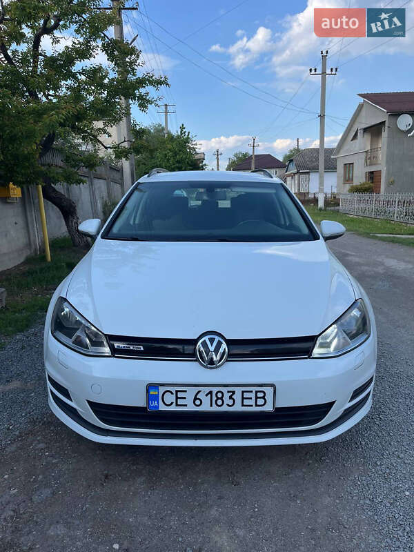Універсал Volkswagen Golf 2014 в 