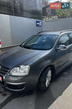 Універсал Volkswagen Golf 2008 в 