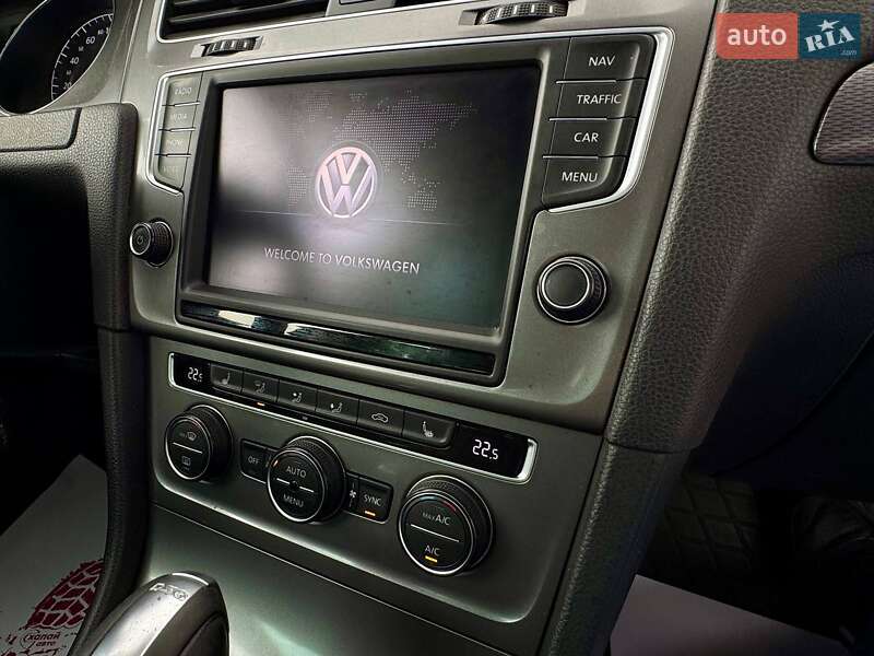 Универсал Volkswagen Golf 2016 в Львове
