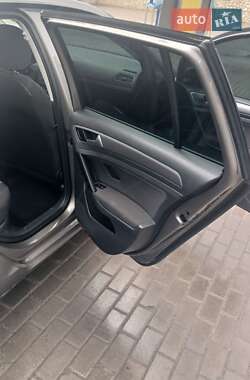 Универсал Volkswagen Golf 2015 в 