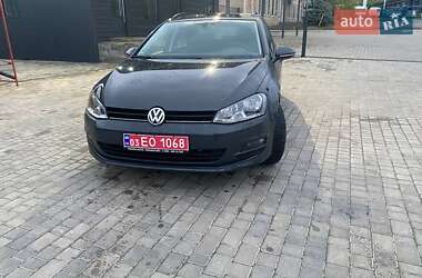 Універсал Volkswagen Golf 2013 в 